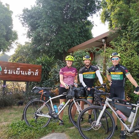 فندق Romyen House Ban Nong Nam Khan المظهر الخارجي الصورة