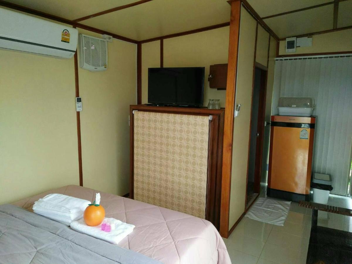 فندق Romyen House Ban Nong Nam Khan المظهر الخارجي الصورة