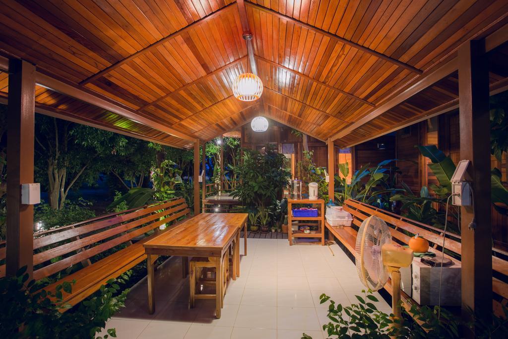 فندق Romyen House Ban Nong Nam Khan المظهر الخارجي الصورة